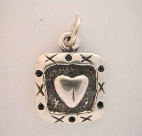 Silver * X & O FRAME HEART CHARM * Pretty
