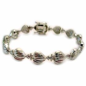 Sterling Silver casted ribbed heart link Bracelet