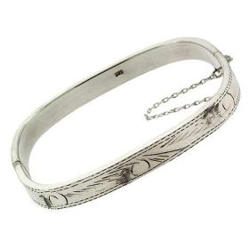 Sterling Silver .925 D Cut Flower Design Bangle